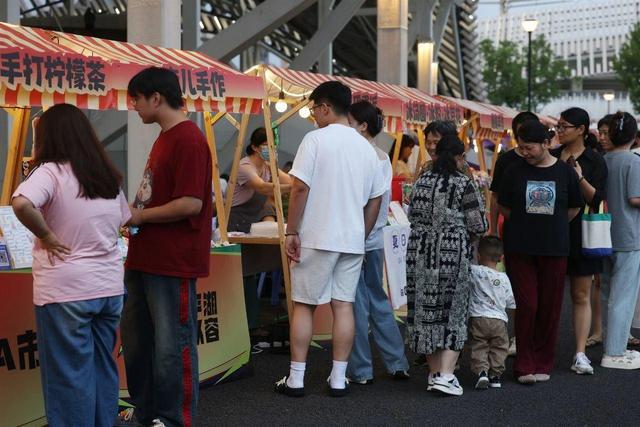 孔玉叶, 当地食品企