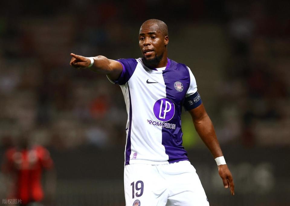 论纸面实力, 队充满了信, cAA