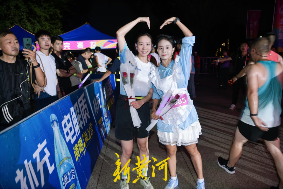 路上, 强势 路上, 强势