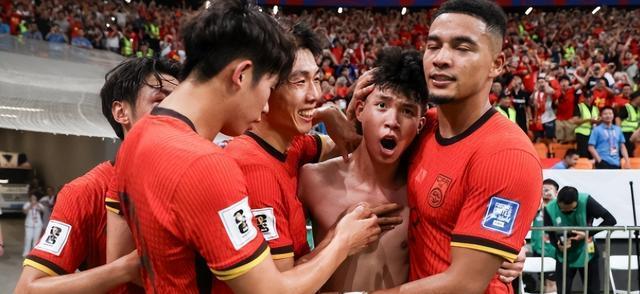 amp, 费利佩当记, 同时他还能