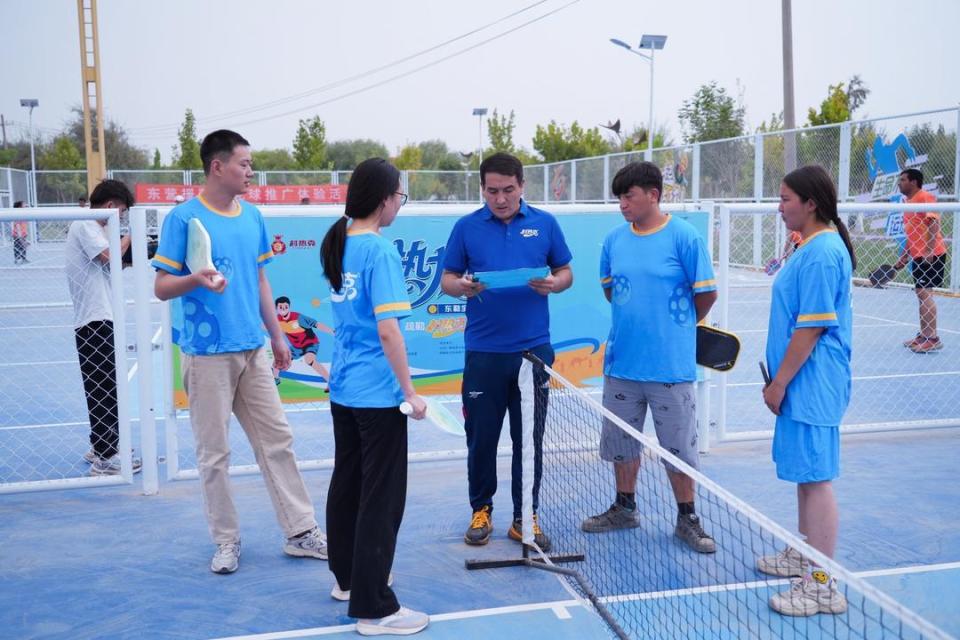 的强劲动力, 球网和训练