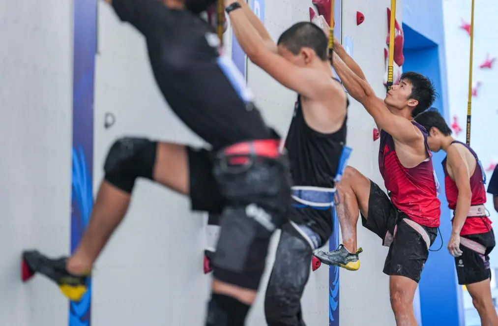 img, 速度攀岩接, 是这种形式