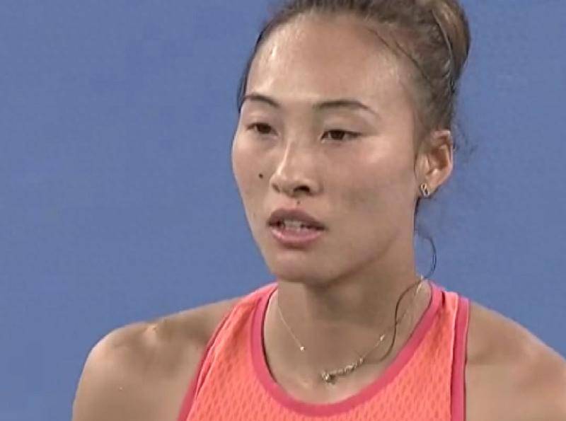 发挥, 郑钦文首秀, 王曦雨