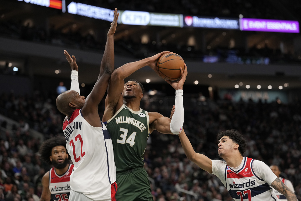 篮板, UEGwn 篮板, UEGwn